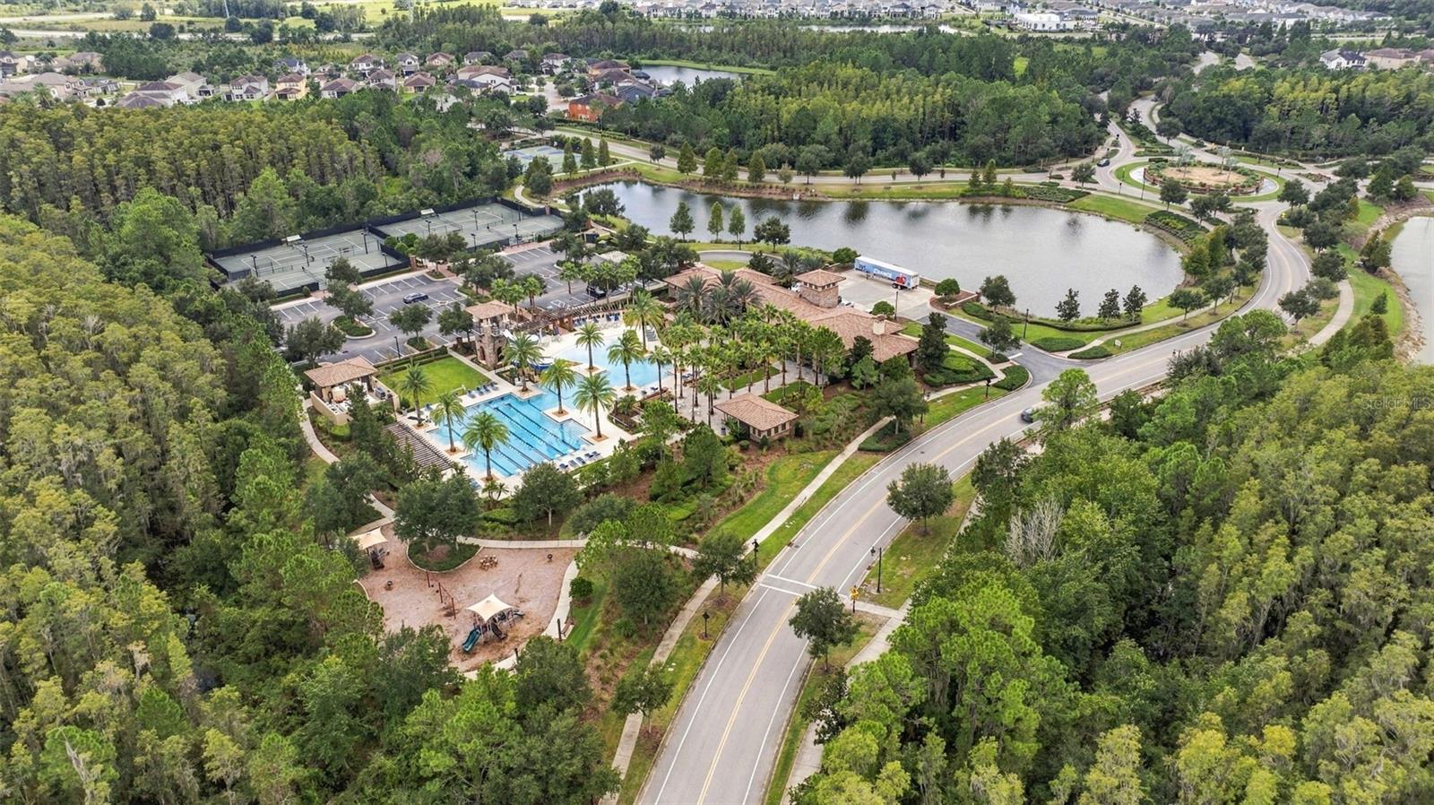 5127 SAN MARTINO DR — photo 31