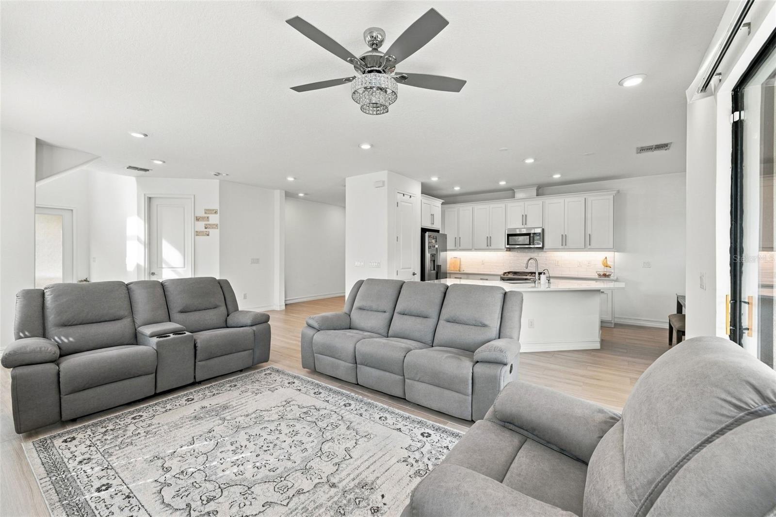 5127 SAN MARTINO DR — photo 7