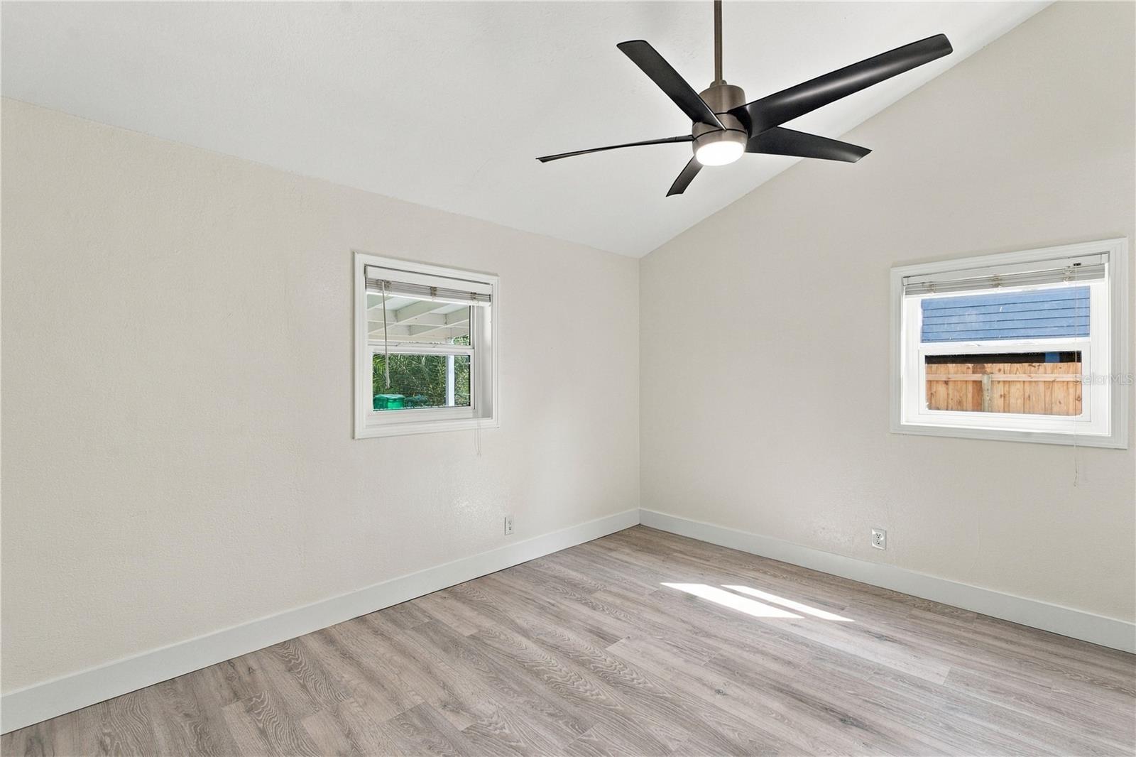 39 HAMILTON HEATH DR — photo 15