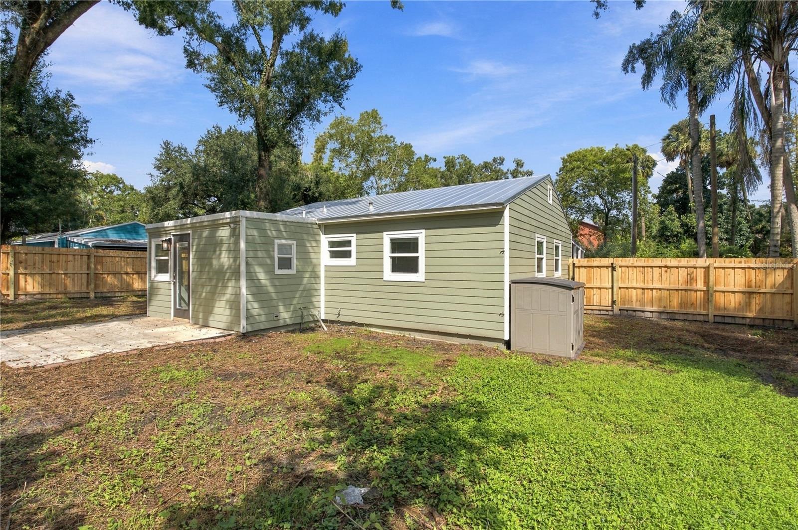 39 HAMILTON HEATH DR — photo 24
