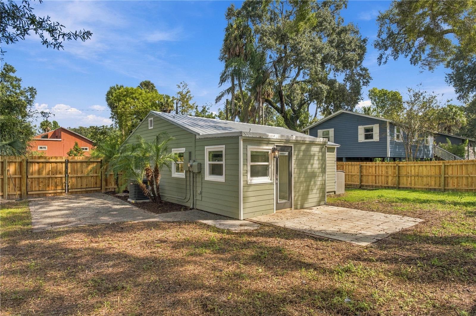 39 HAMILTON HEATH DR — photo 22