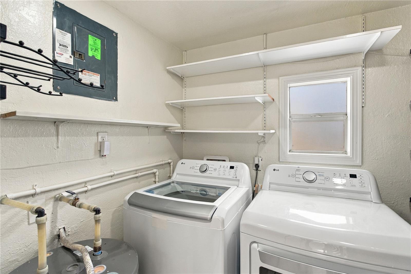 39 HAMILTON HEATH DR — photo 13