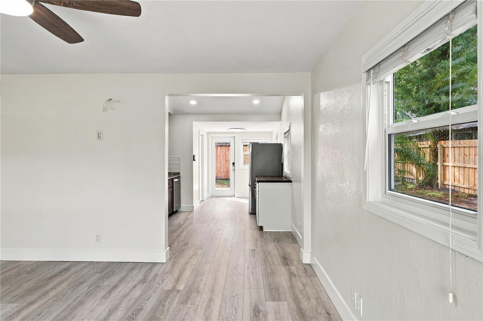 39 HAMILTON HEATH DR — photo 7