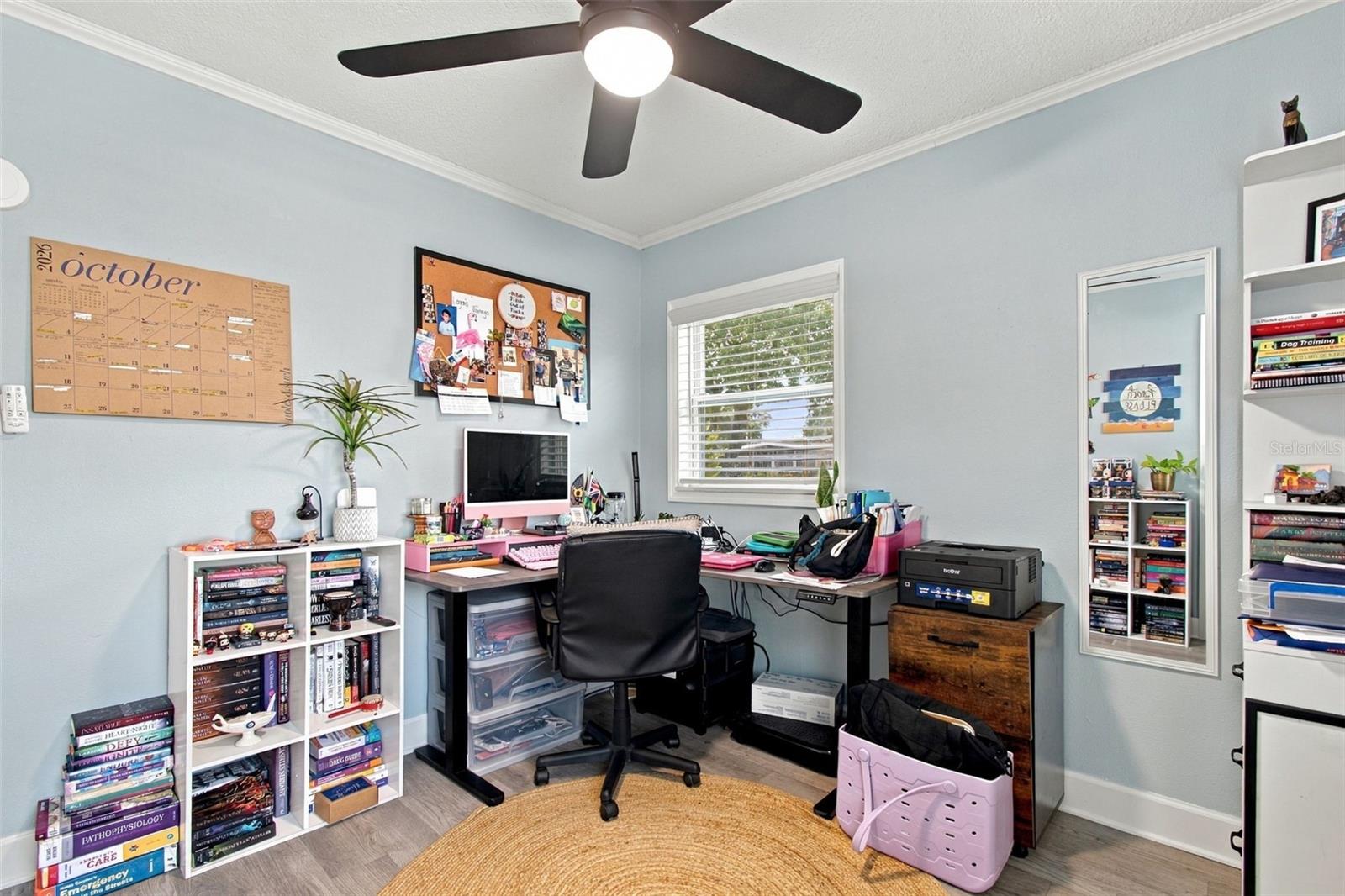 335 COUNTRY CLUB DR — photo 24