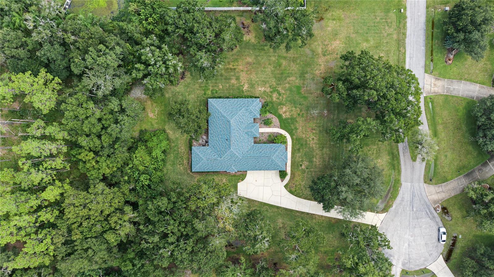 915 LAKE THOMAS LN — photo 44