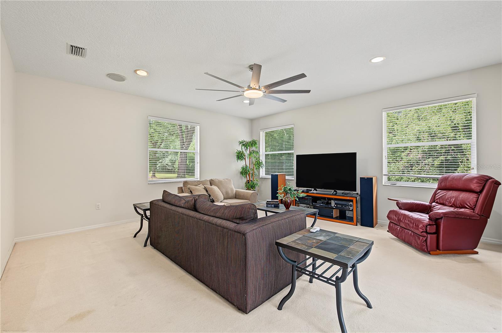 915 LAKE THOMAS LN — photo 12