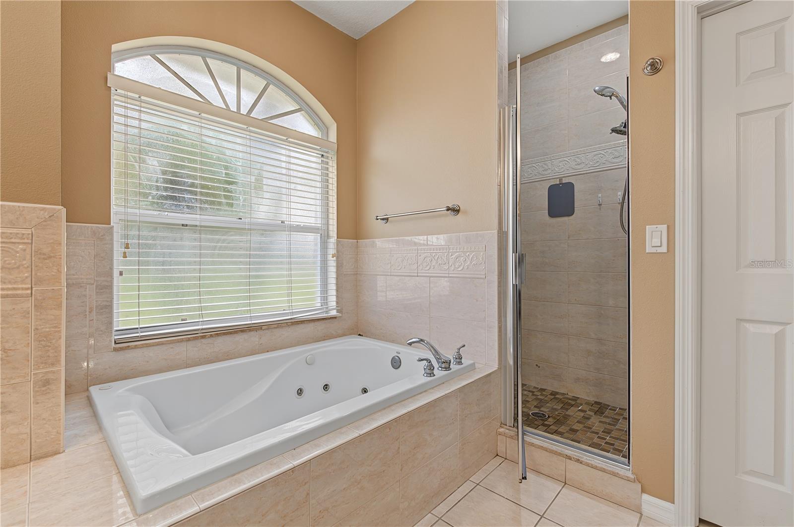 915 LAKE THOMAS LN — photo 30