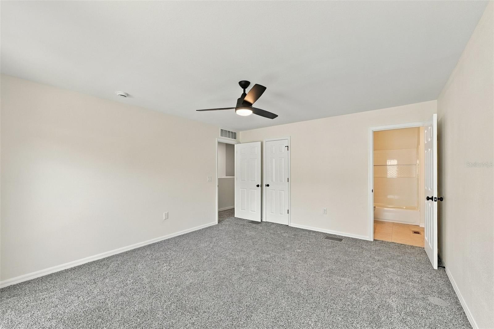 9951 ASHBURN LAKE DR — photo 25