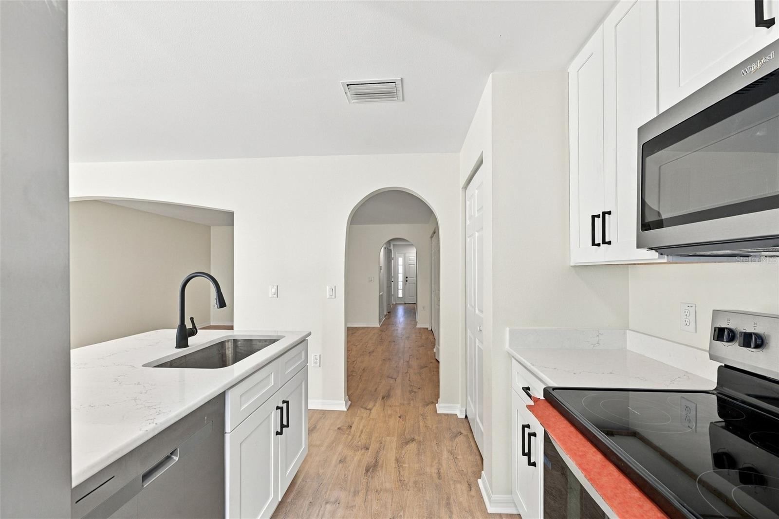9951 ASHBURN LAKE DR — photo 14
