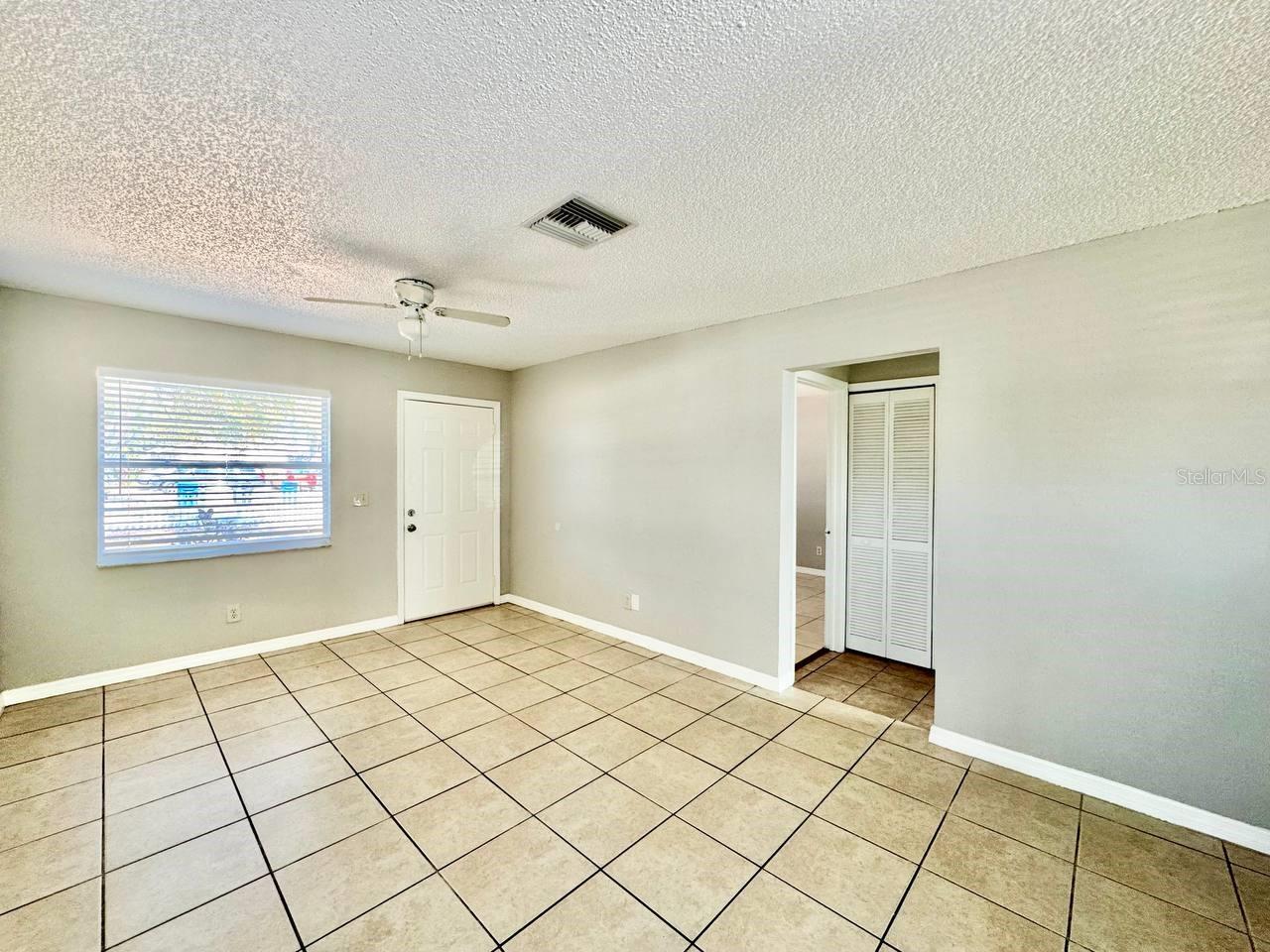 625 WILDWOOD WAY — photo 4