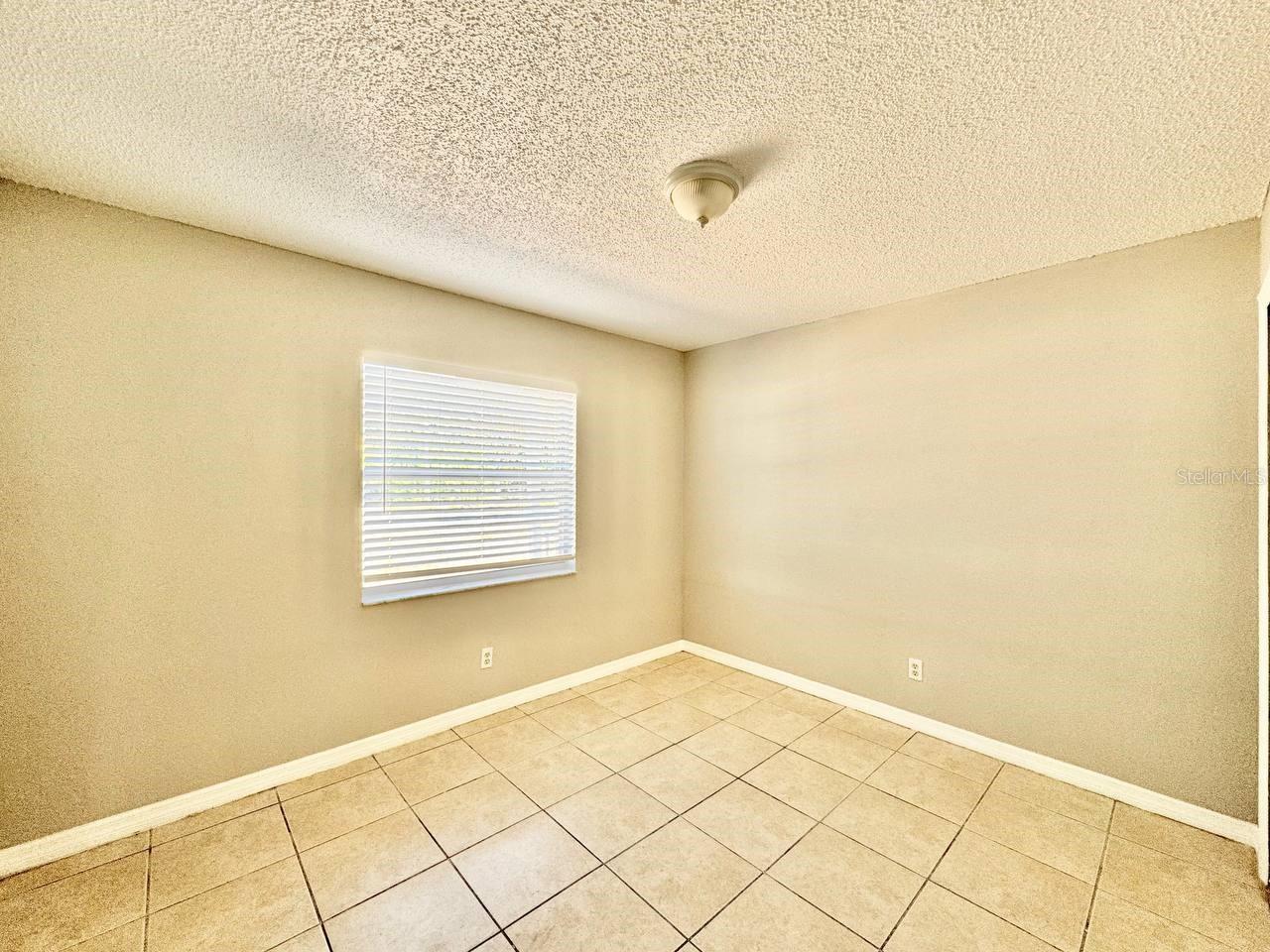 625 WILDWOOD WAY — photo 9