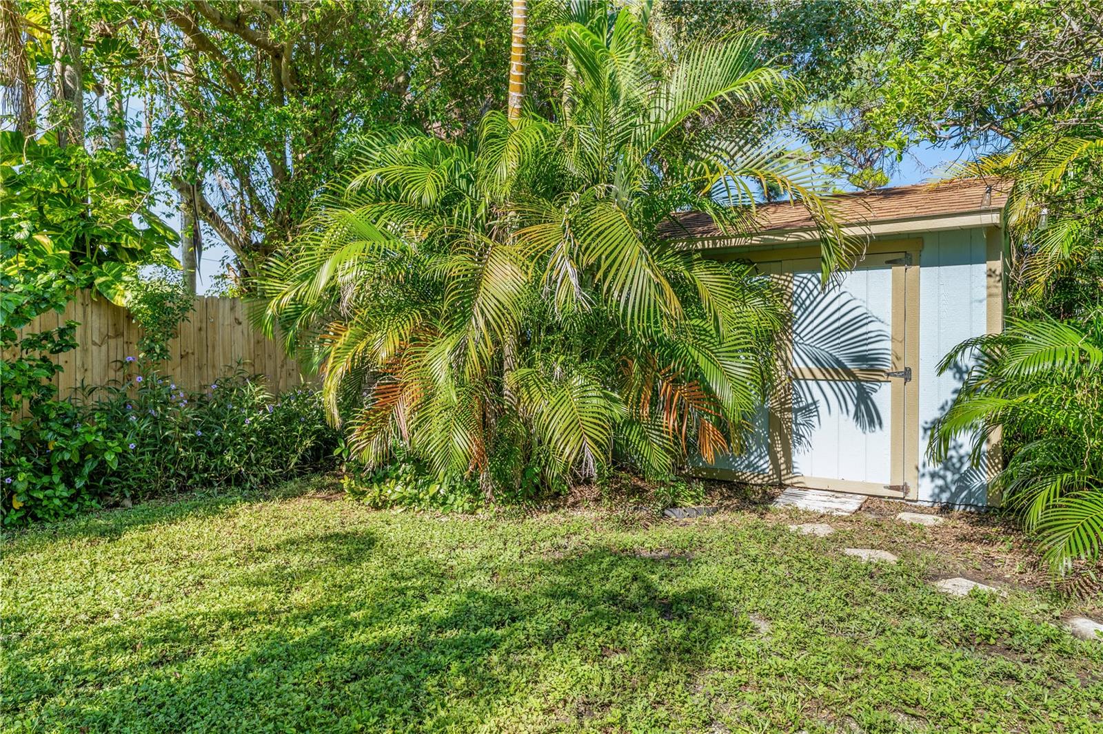 424 CARMEL RD — photo 34