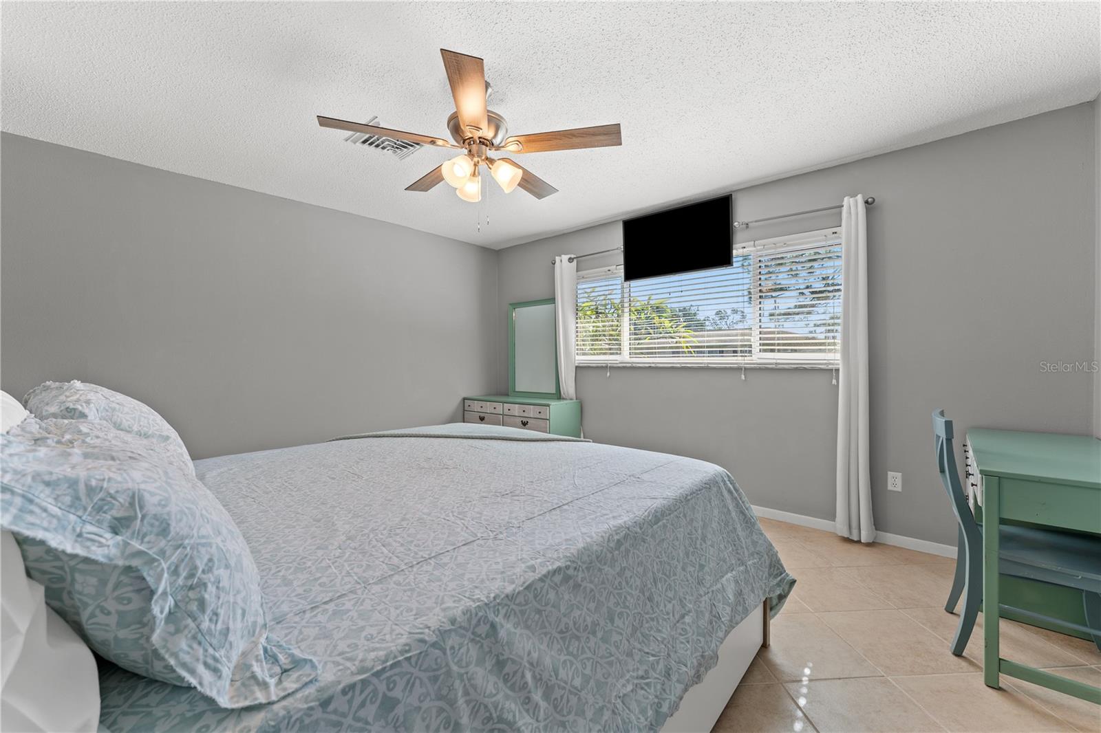 424 CARMEL RD — photo 12