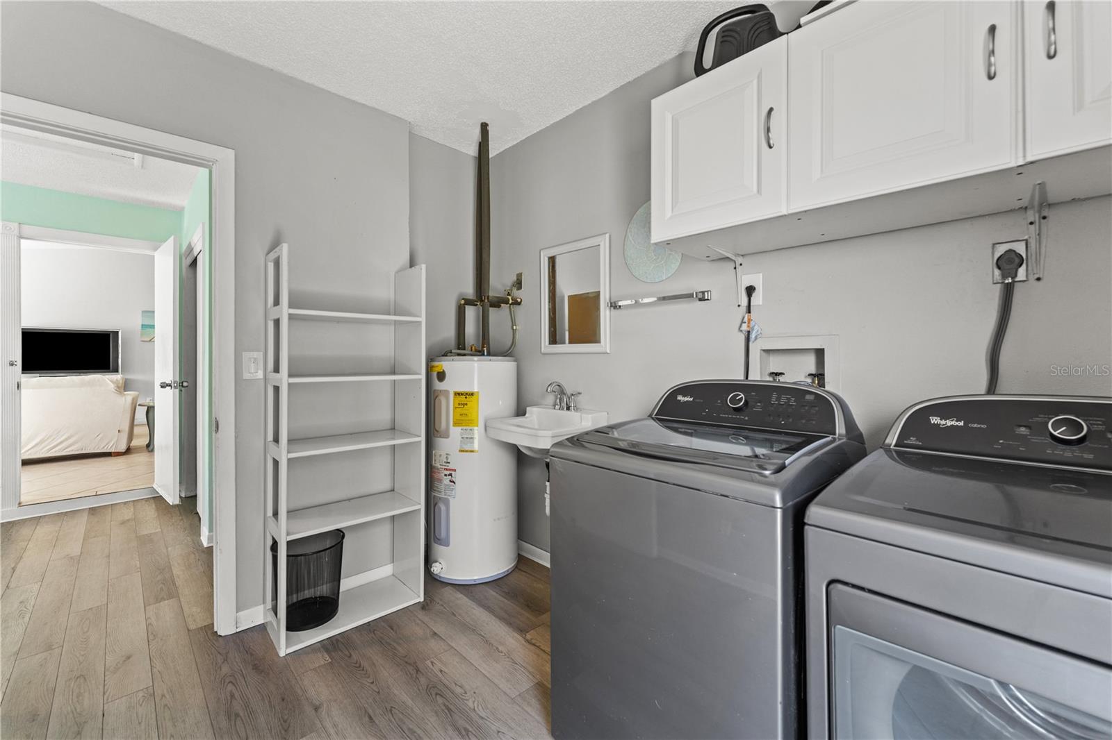 424 CARMEL RD — photo 29