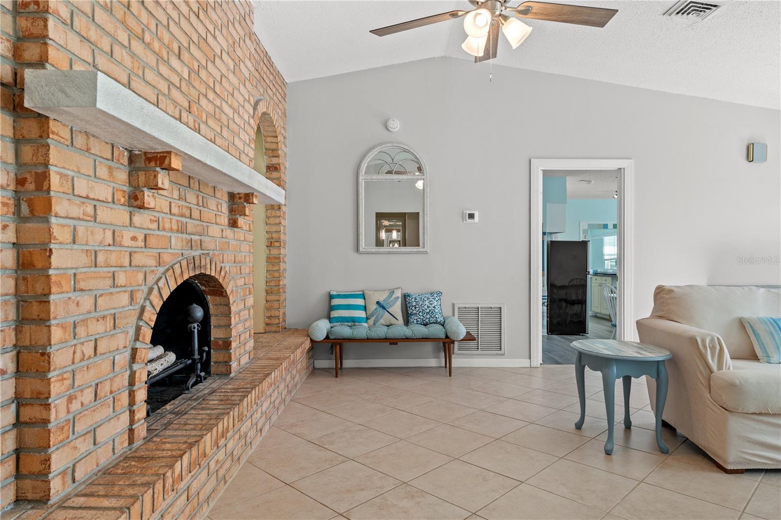 424 CARMEL RD — photo 6