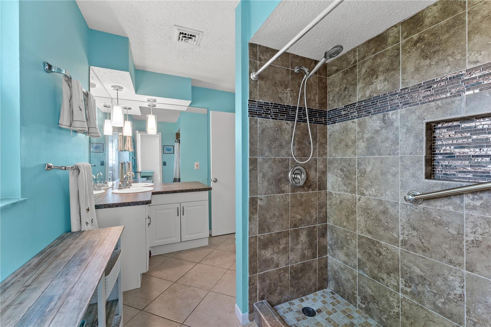424 CARMEL RD — photo 15