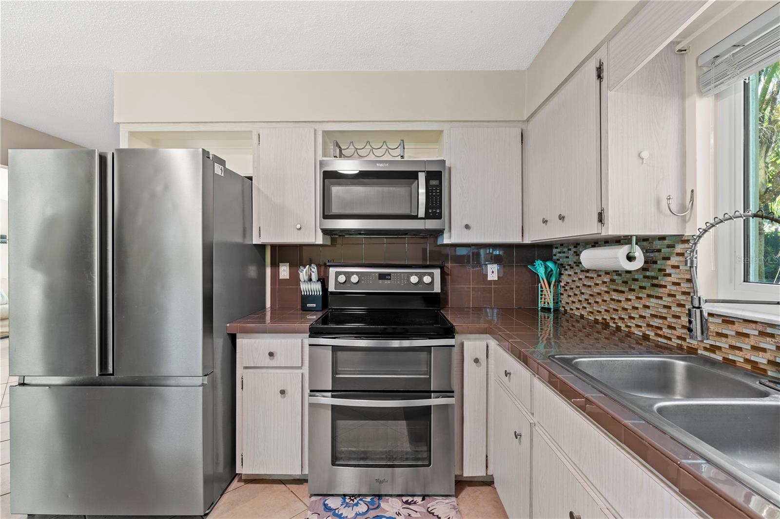 424 CARMEL RD — photo 16
