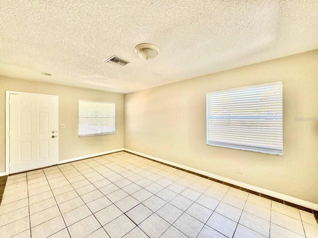 629 WILDWOOD WAY — photo 4