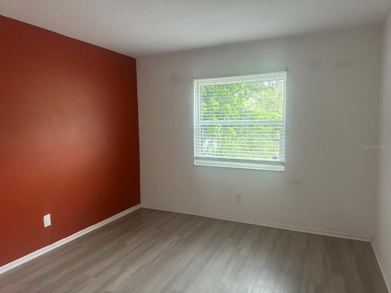 6199 59TH PL N — photo 9