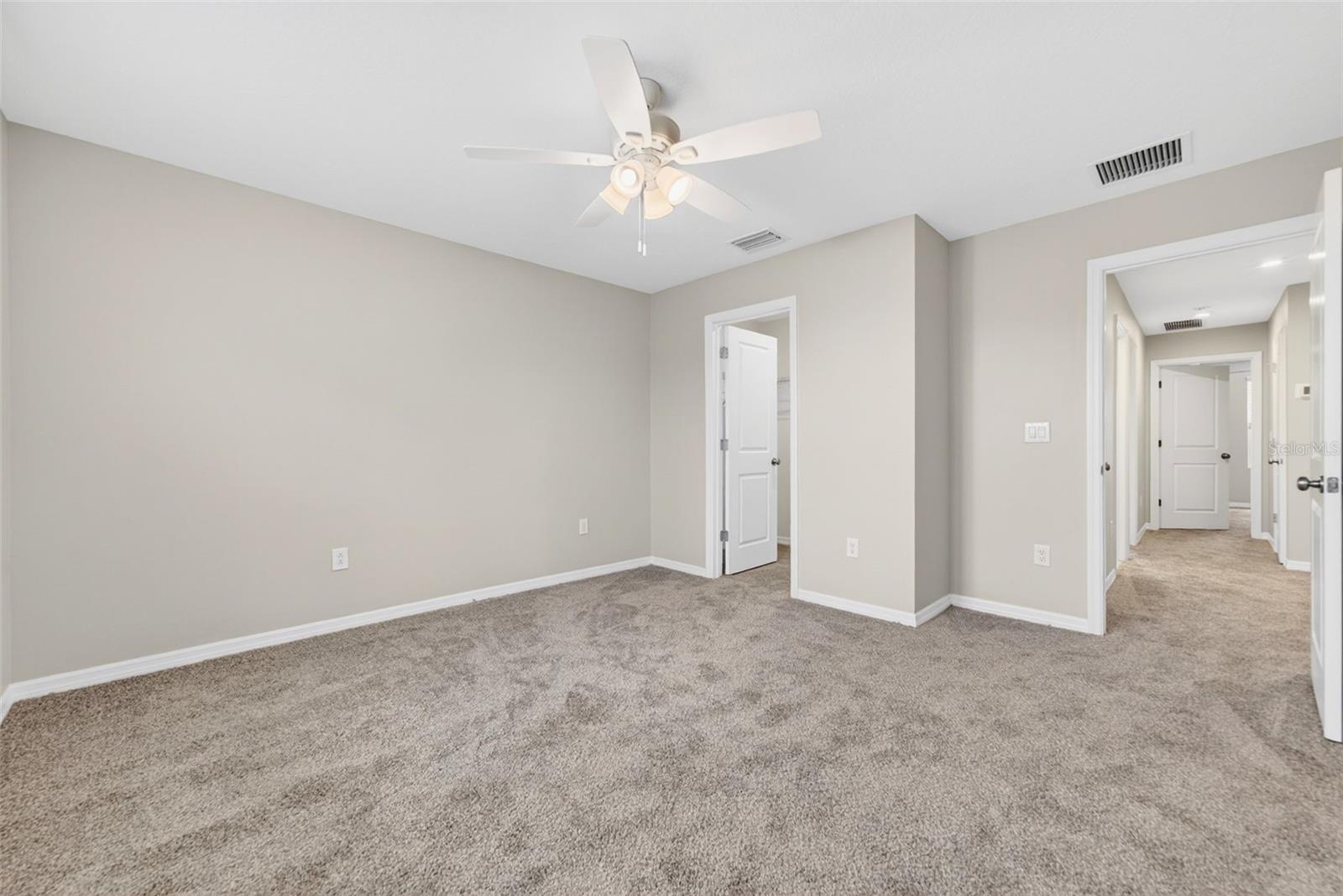 6425 FAIRMONT LN — photo 37