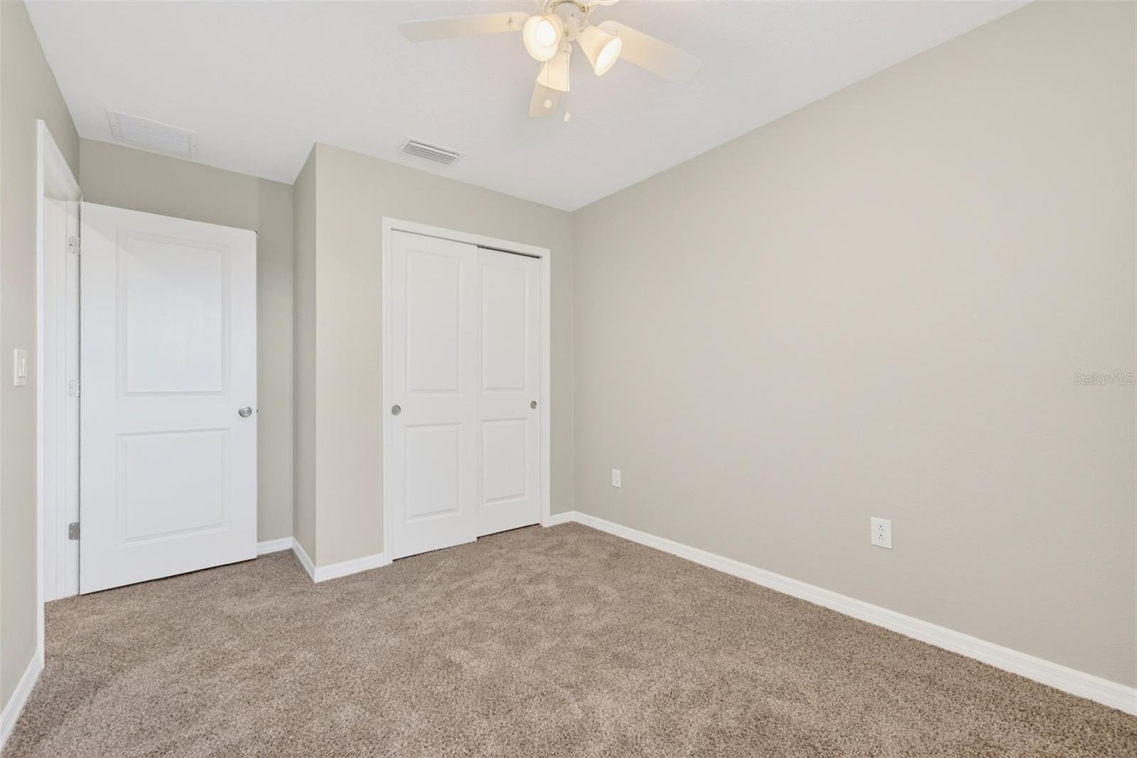 6425 FAIRMONT LN — photo 42