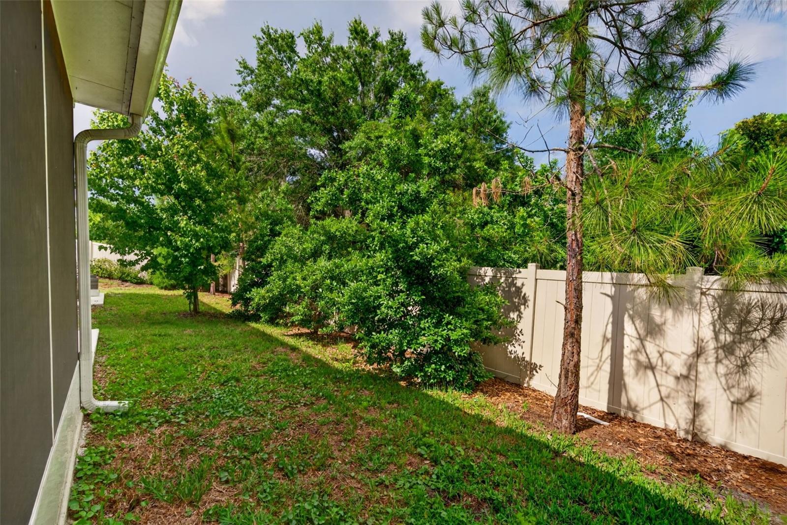 6425 FAIRMONT LN — photo 26