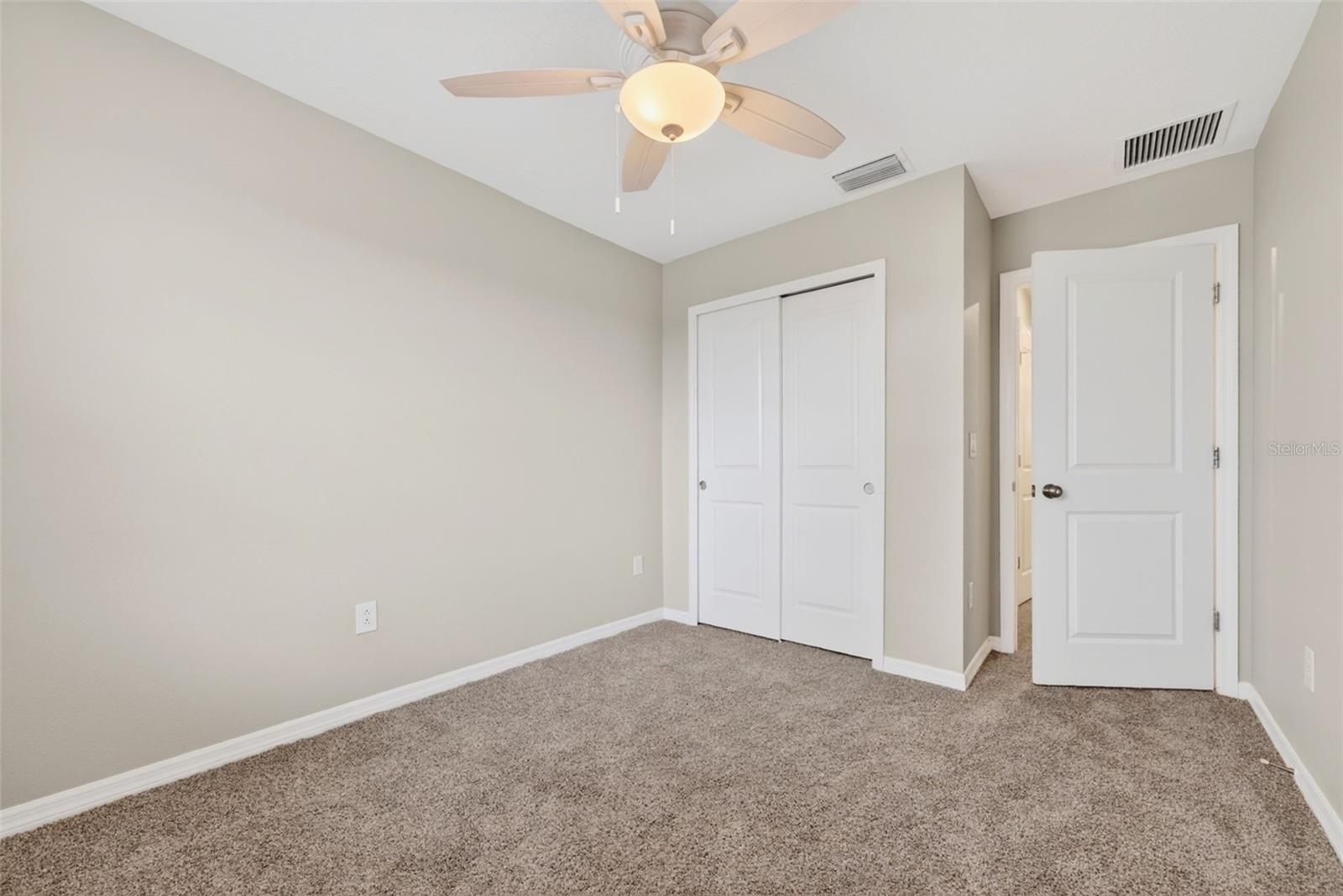 6425 FAIRMONT LN — photo 48