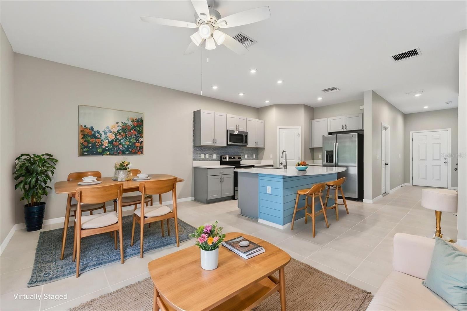 6425 FAIRMONT LN — photo 10