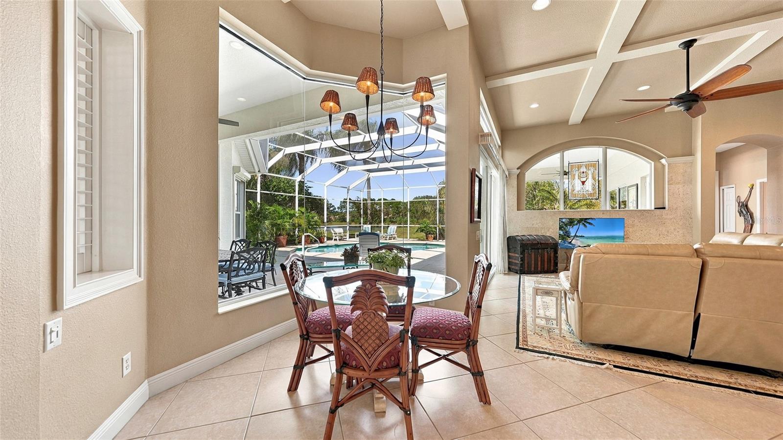 7325 CHATSWORTH CT — photo 17