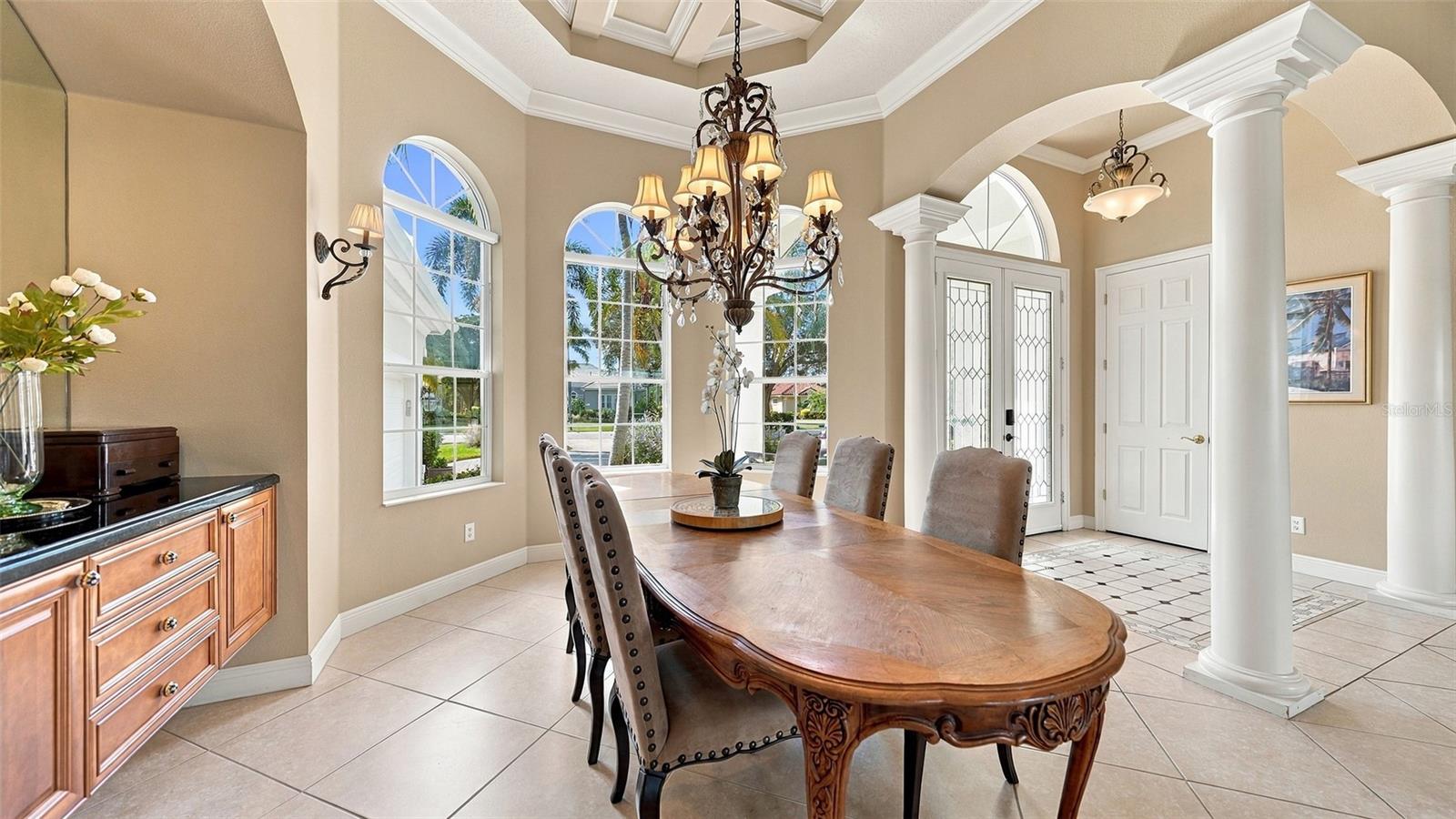 7325 CHATSWORTH CT — photo 9