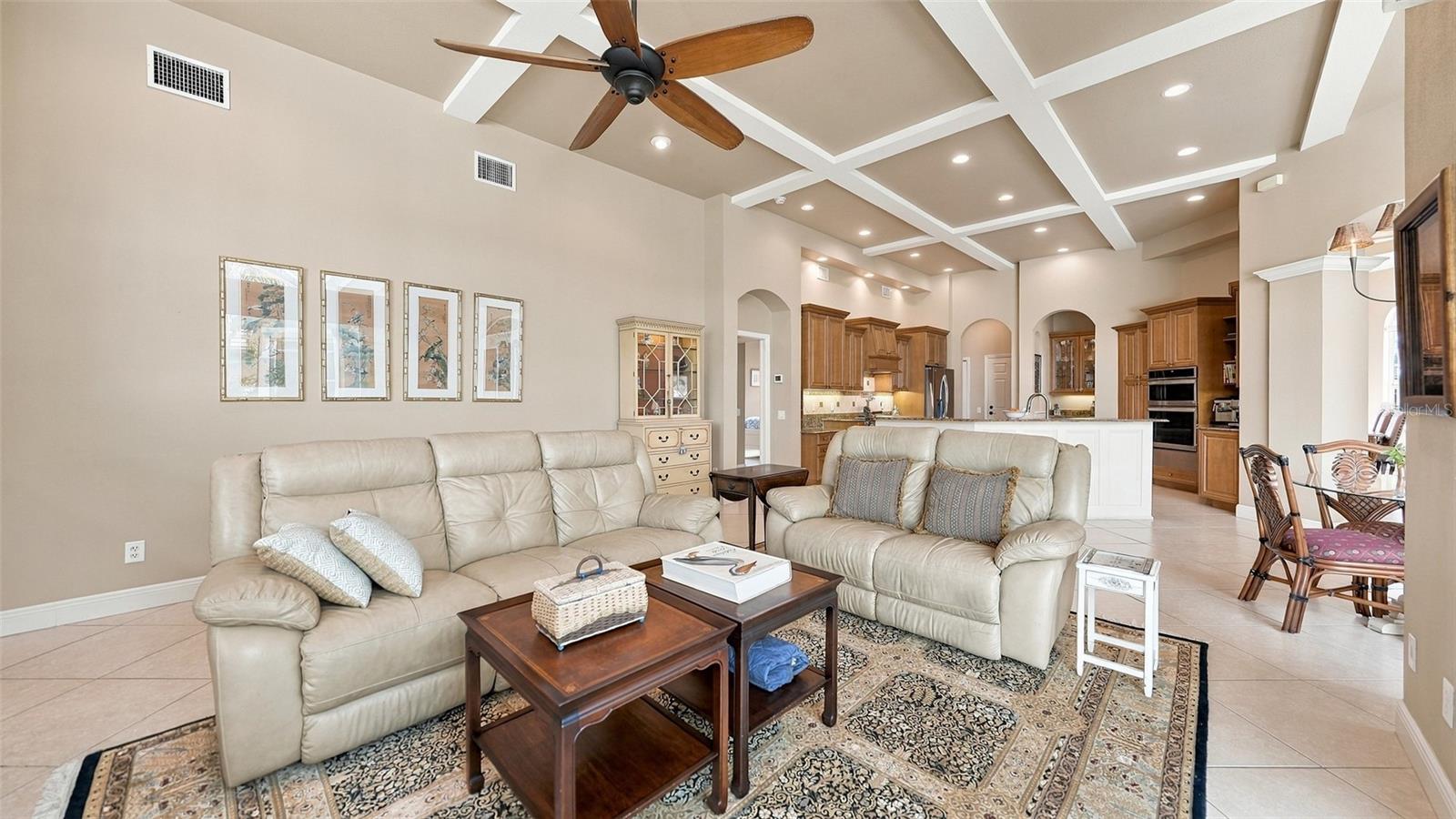 7325 CHATSWORTH CT — photo 20