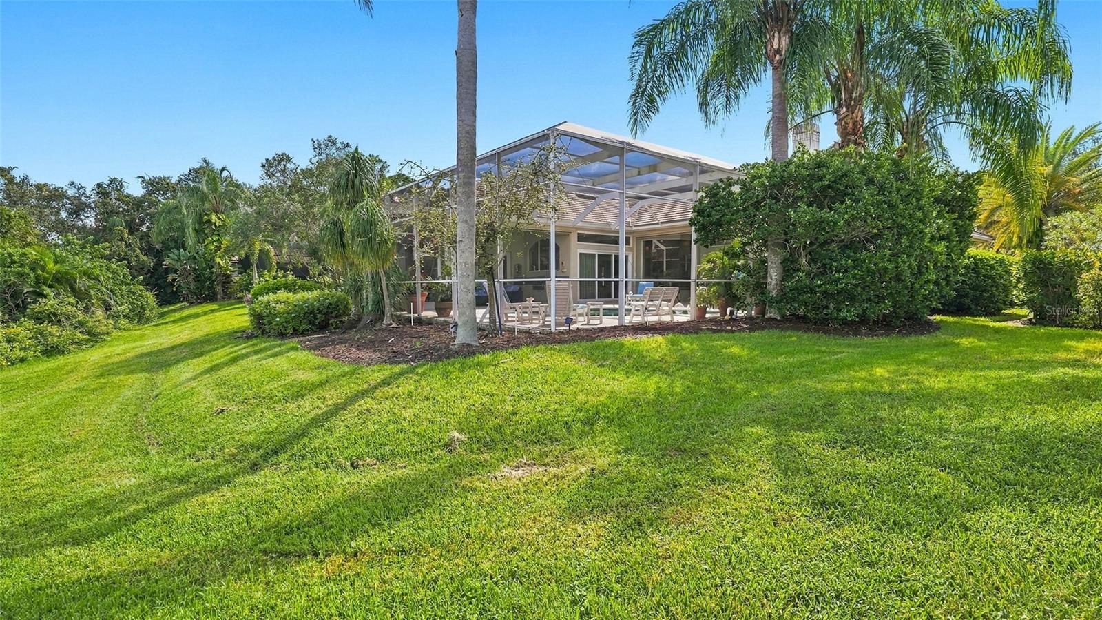 7325 CHATSWORTH CT — photo 45