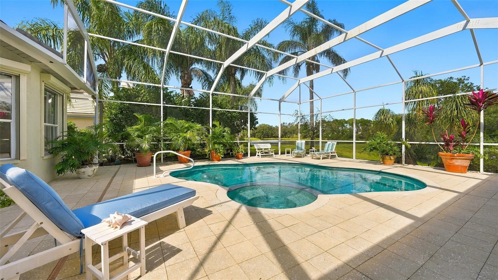 7325 CHATSWORTH CT — photo 35