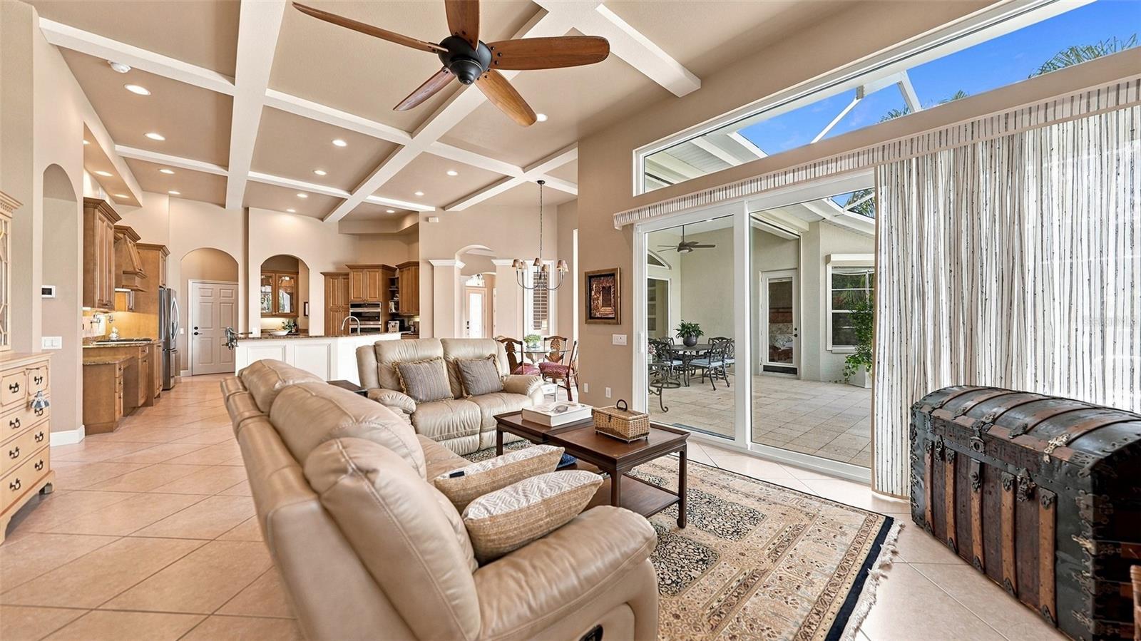 7325 CHATSWORTH CT — photo 21