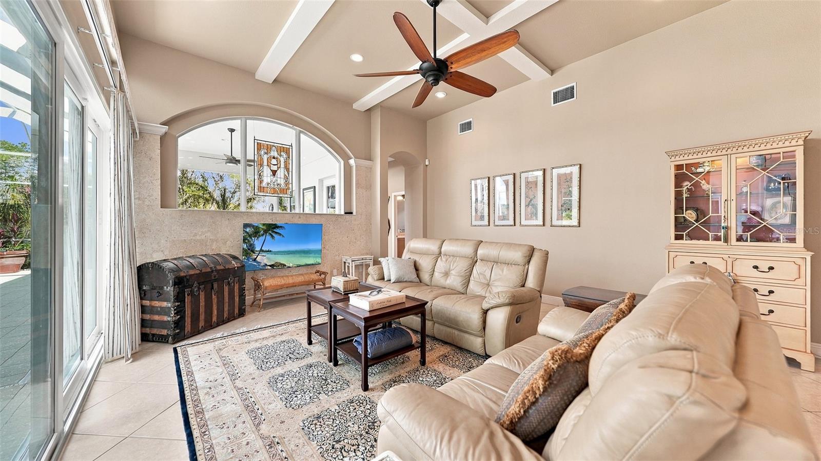 7325 CHATSWORTH CT — photo 19