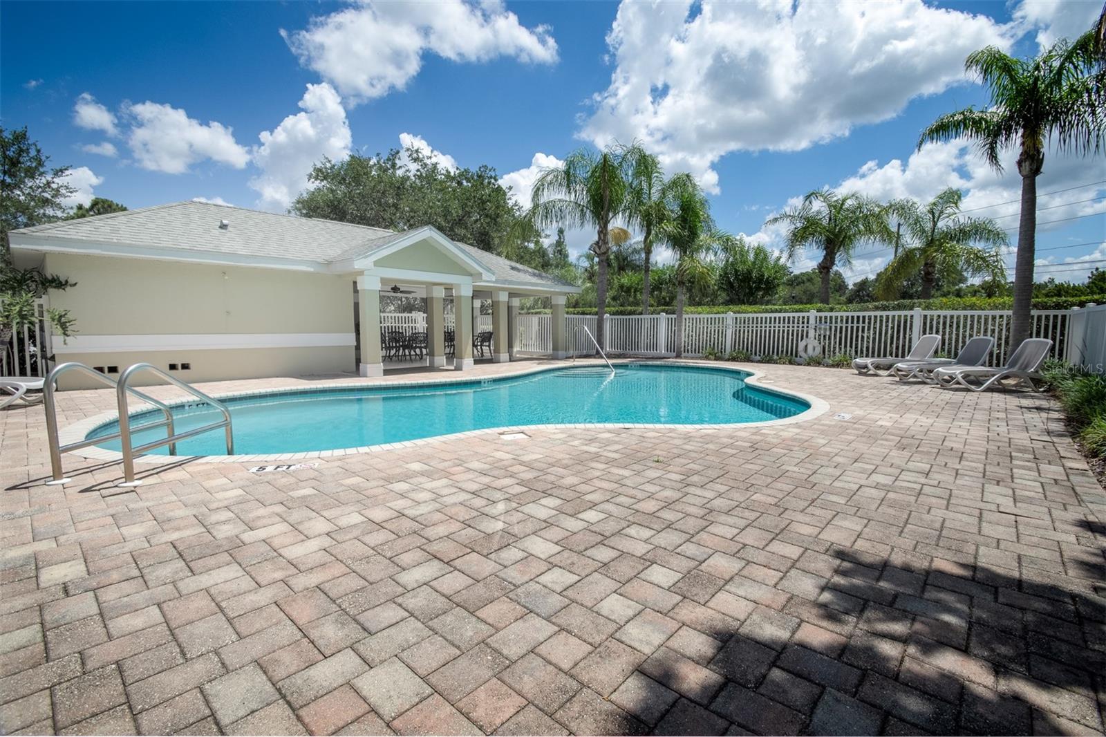 403 HARBOR RIDGE DR — photo 3