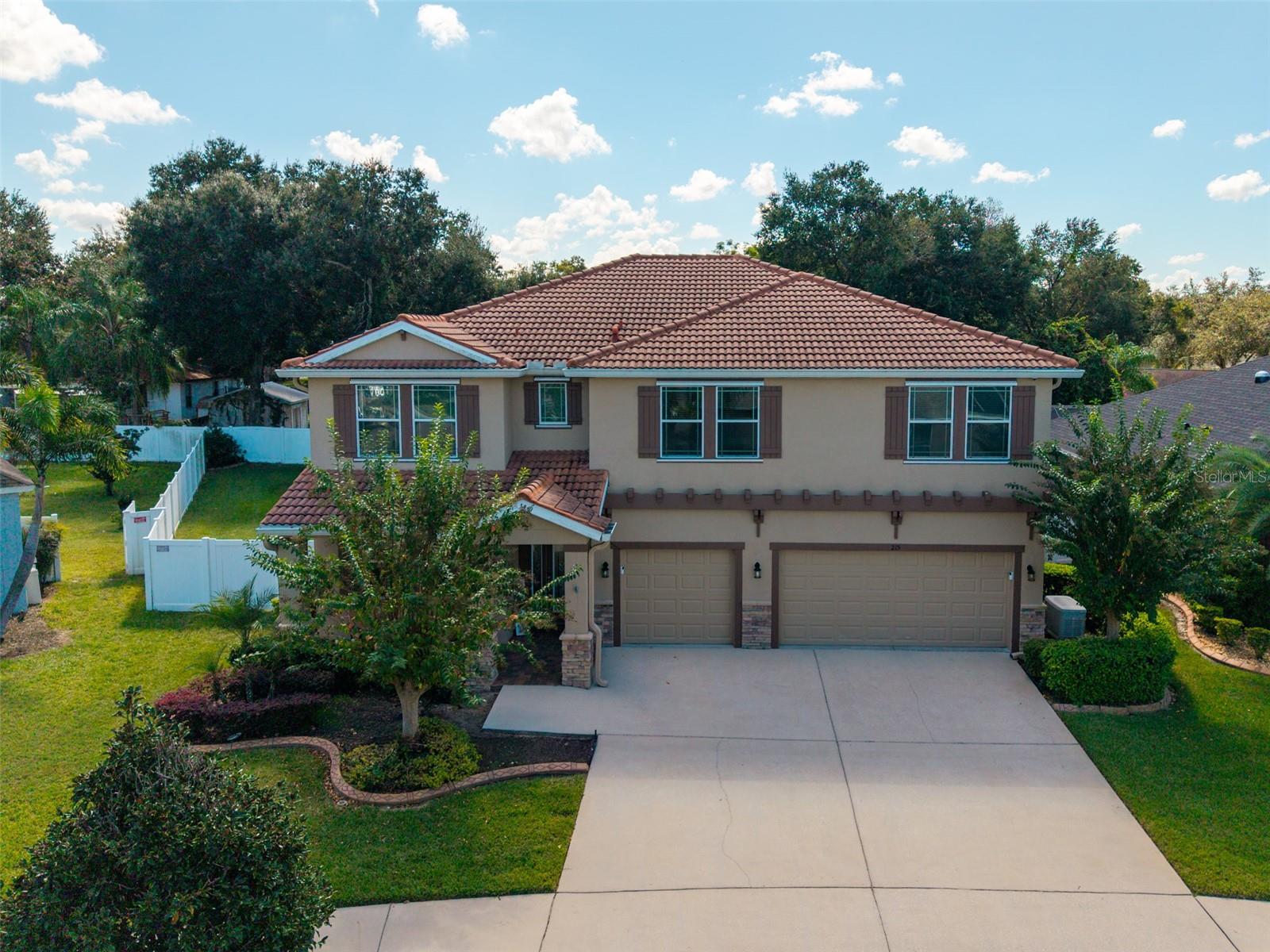 215 PARSONS WOODS DR — photo 9