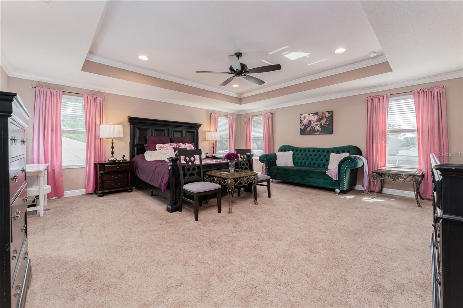 215 PARSONS WOODS DR — photo 4