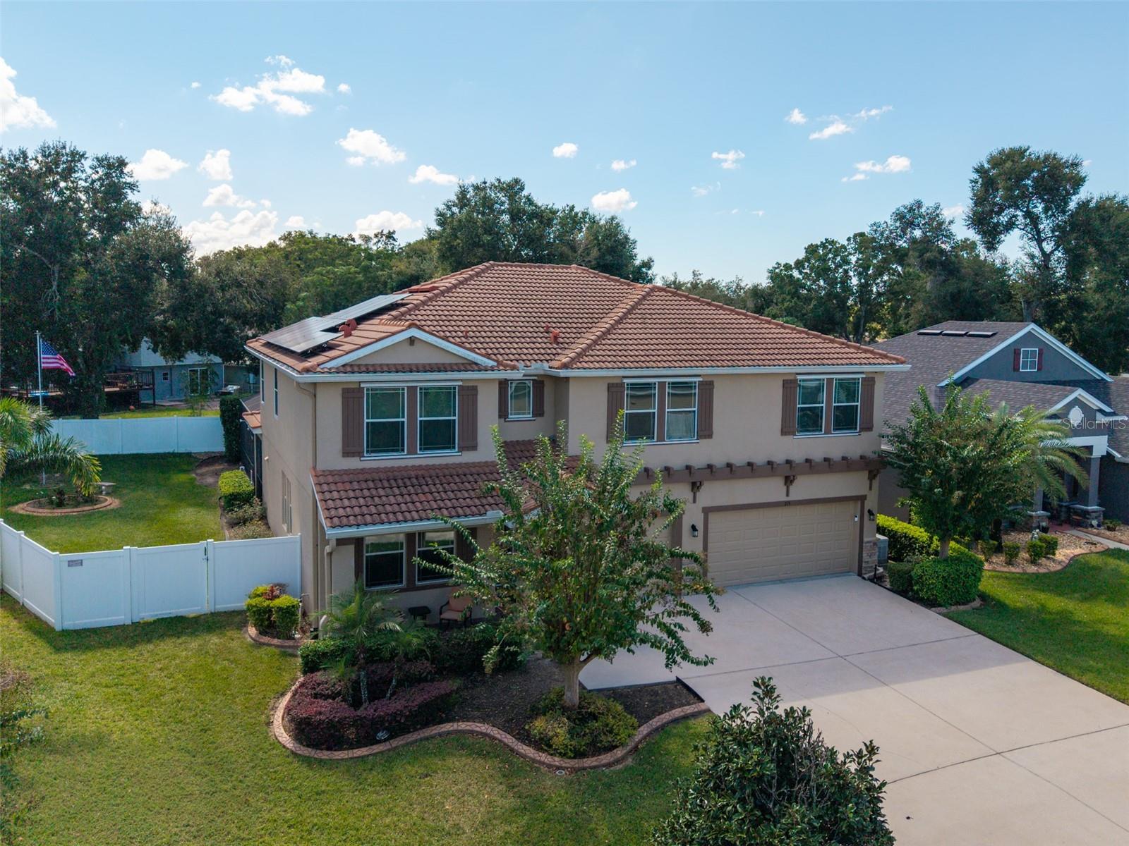 215 PARSONS WOODS DR — photo 8