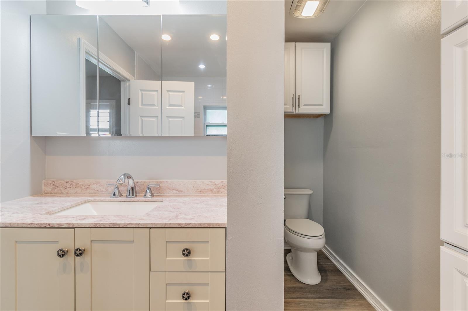 3141 W EUCLID AVE — photo 39