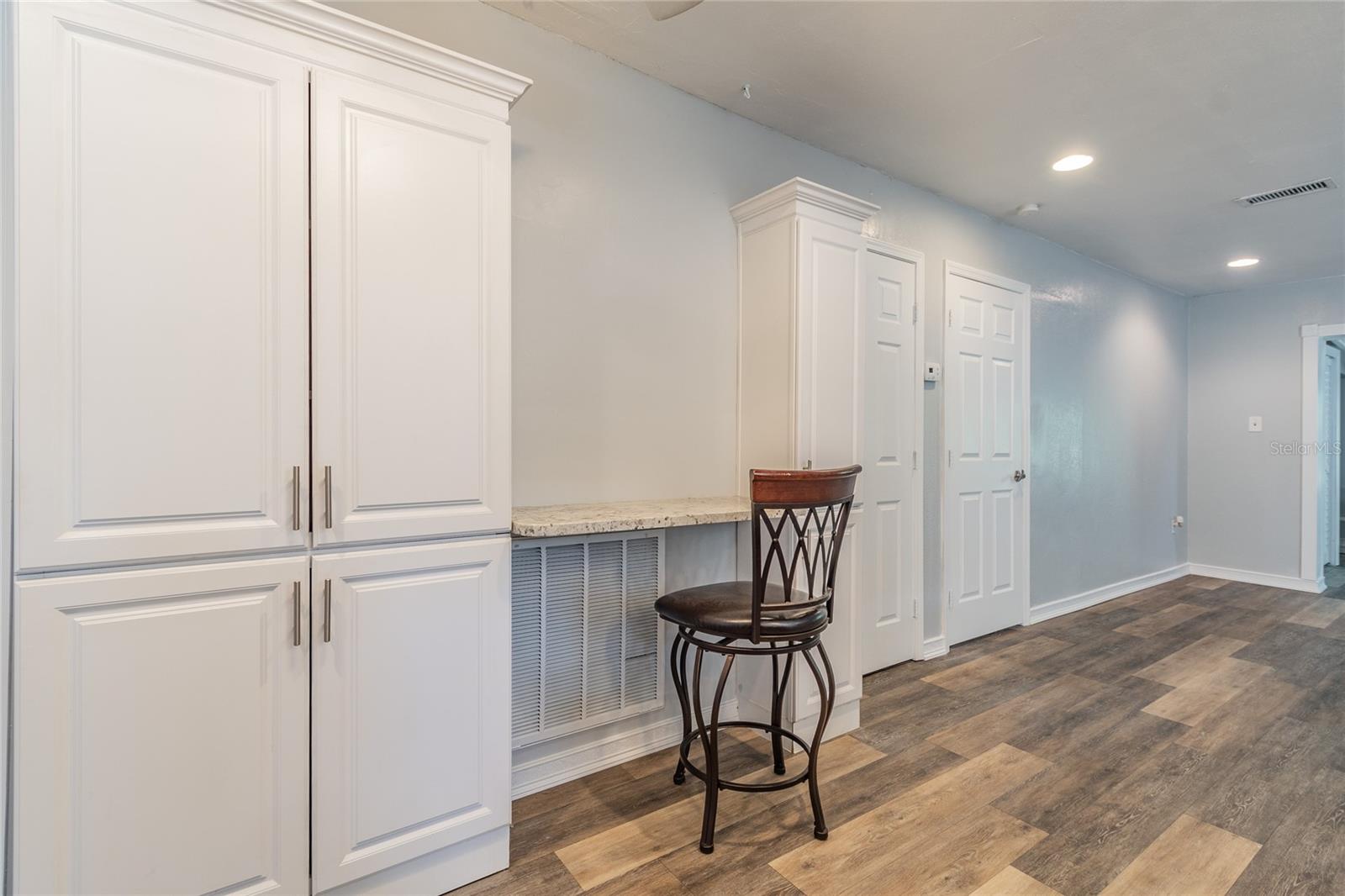 3141 W EUCLID AVE — photo 28