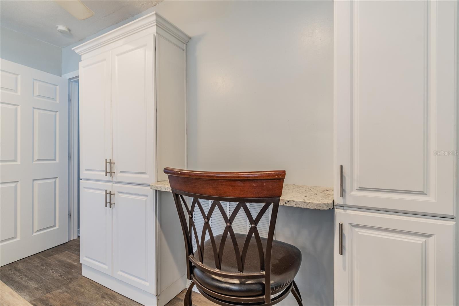 3141 W EUCLID AVE — photo 29