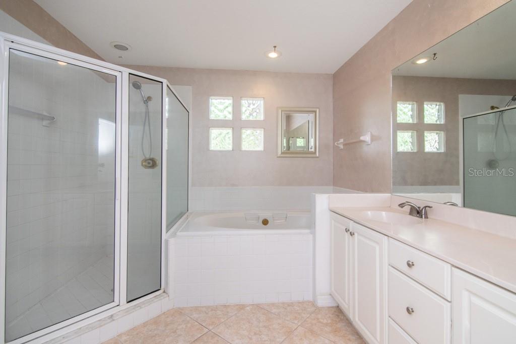 1177 SHIPWATCH CIR — photo 22