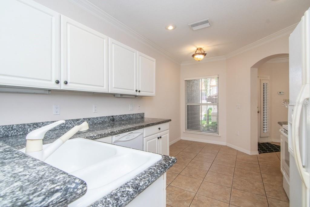 1177 SHIPWATCH CIR — photo 13