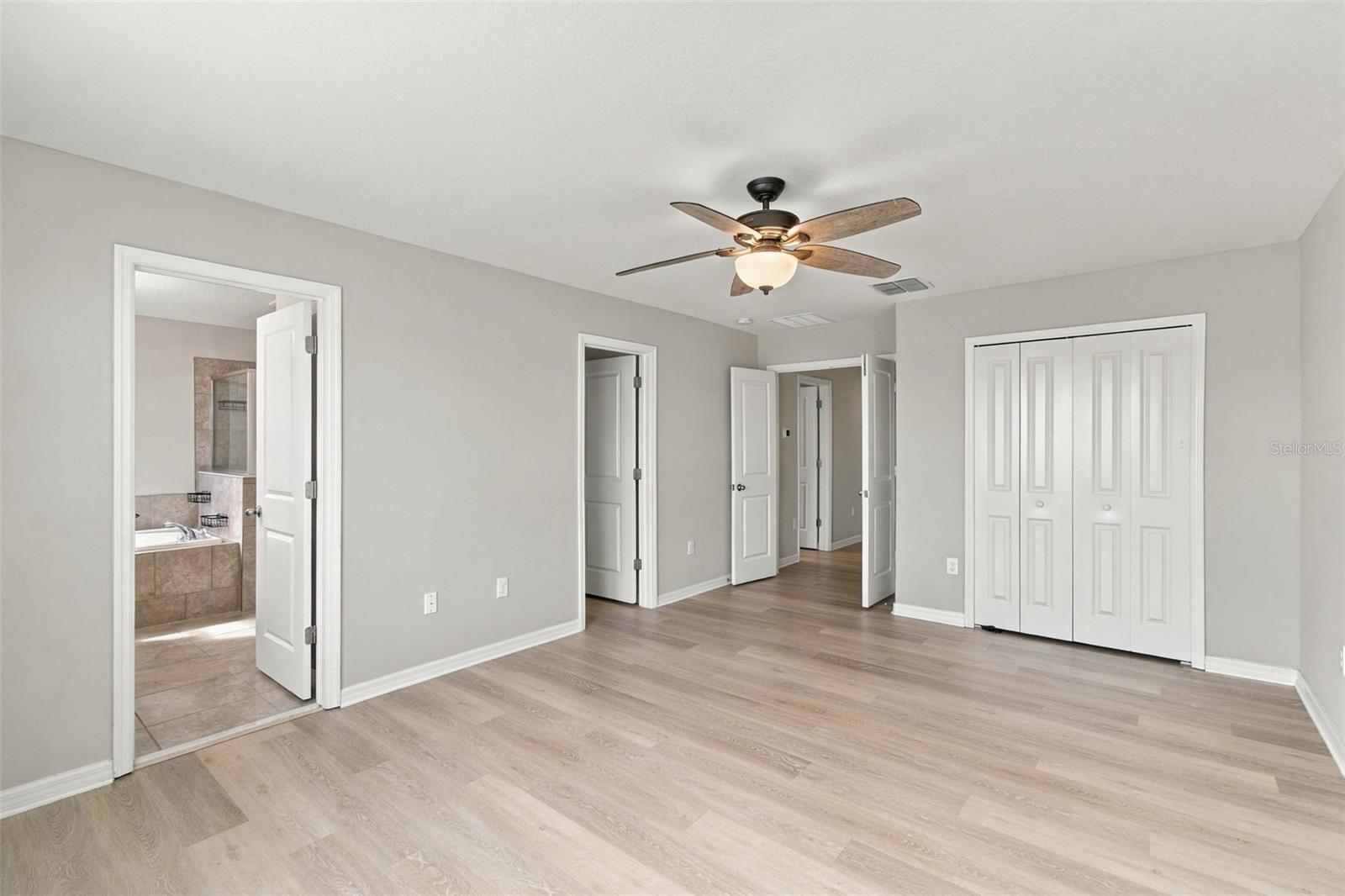 4110 CAT MINT ST — photo 26