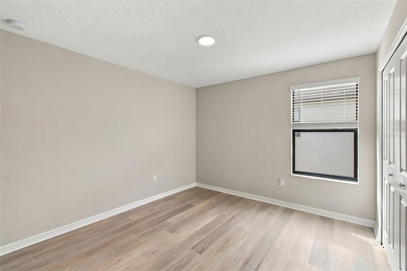 4110 CAT MINT ST — photo 22