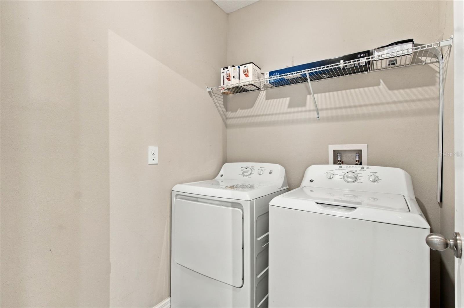 4110 CAT MINT ST — photo 12
