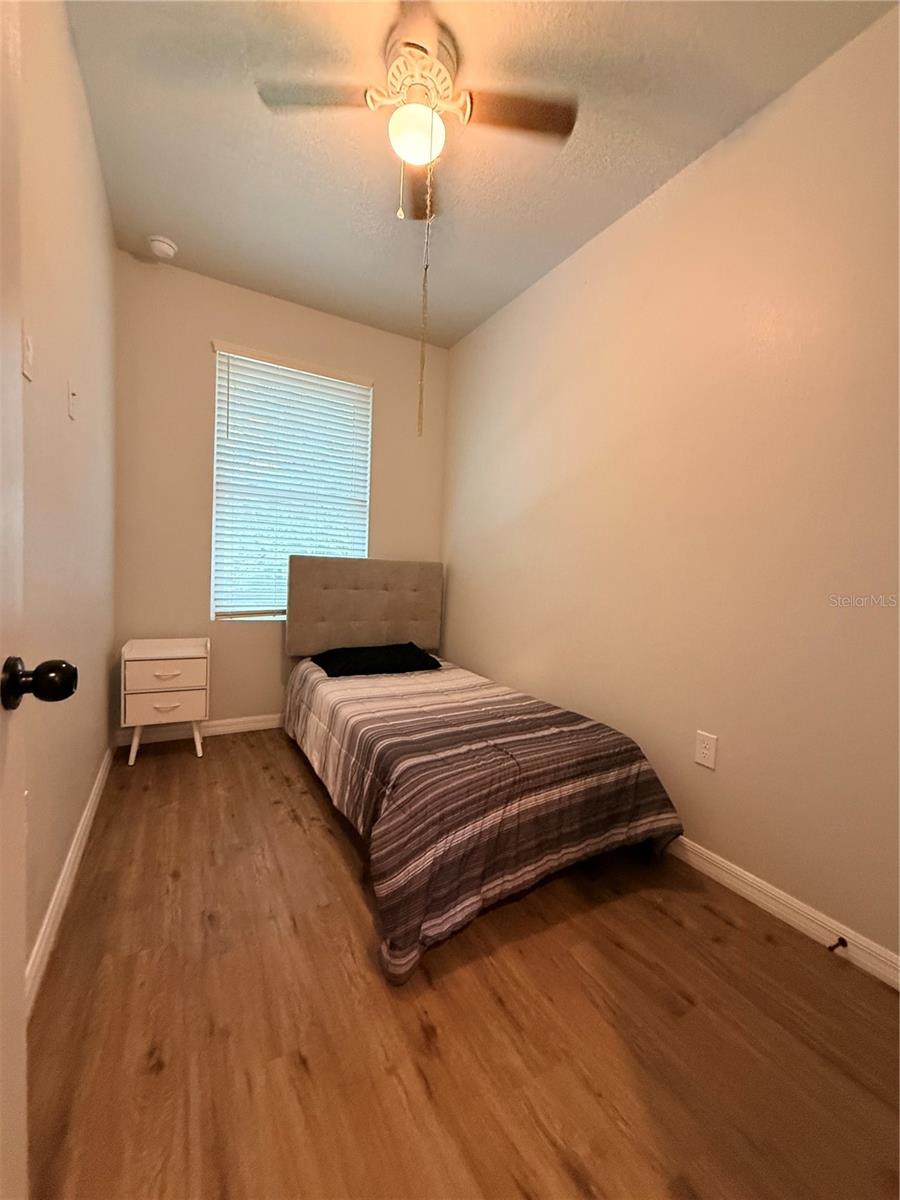 1935 OXNARD CT — photo 8