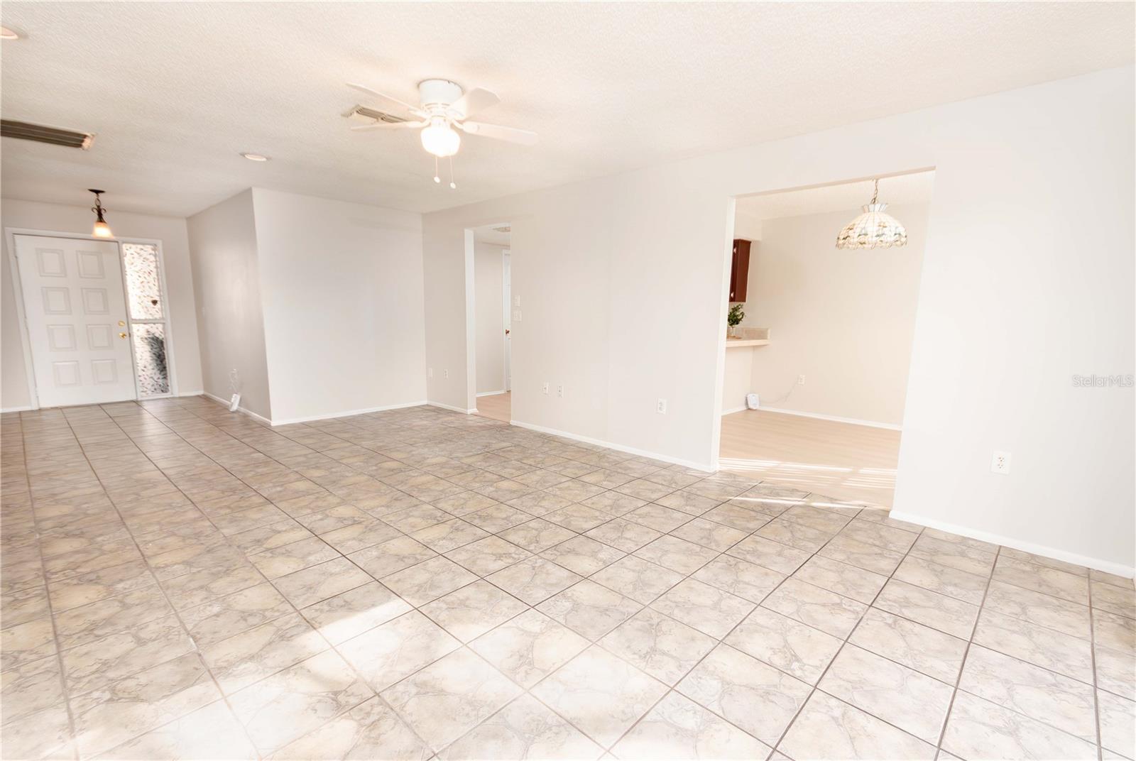 7245 KNOLL DR — photo 5