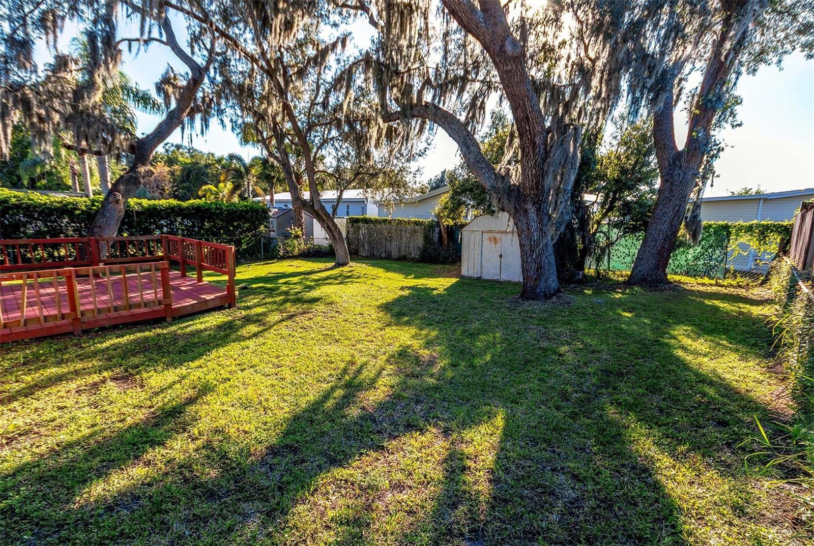 7245 KNOLL DR — photo 25